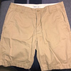 Men’s Old Navy Khaki Shorts